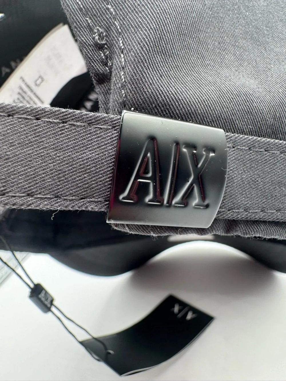 A | X Armani Exchange Hat - Picture 5 of 8